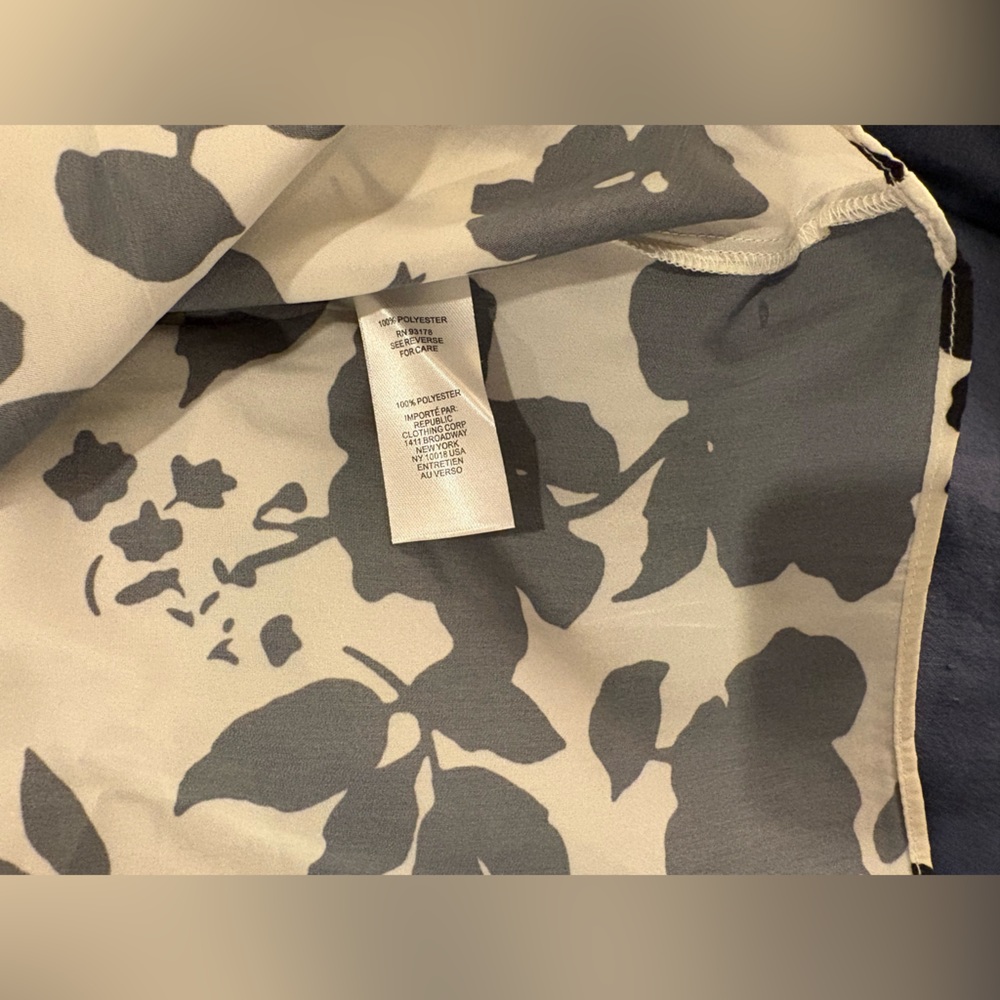 Tahari Floral Long Skirt with Pockets - Picture 7 of 7